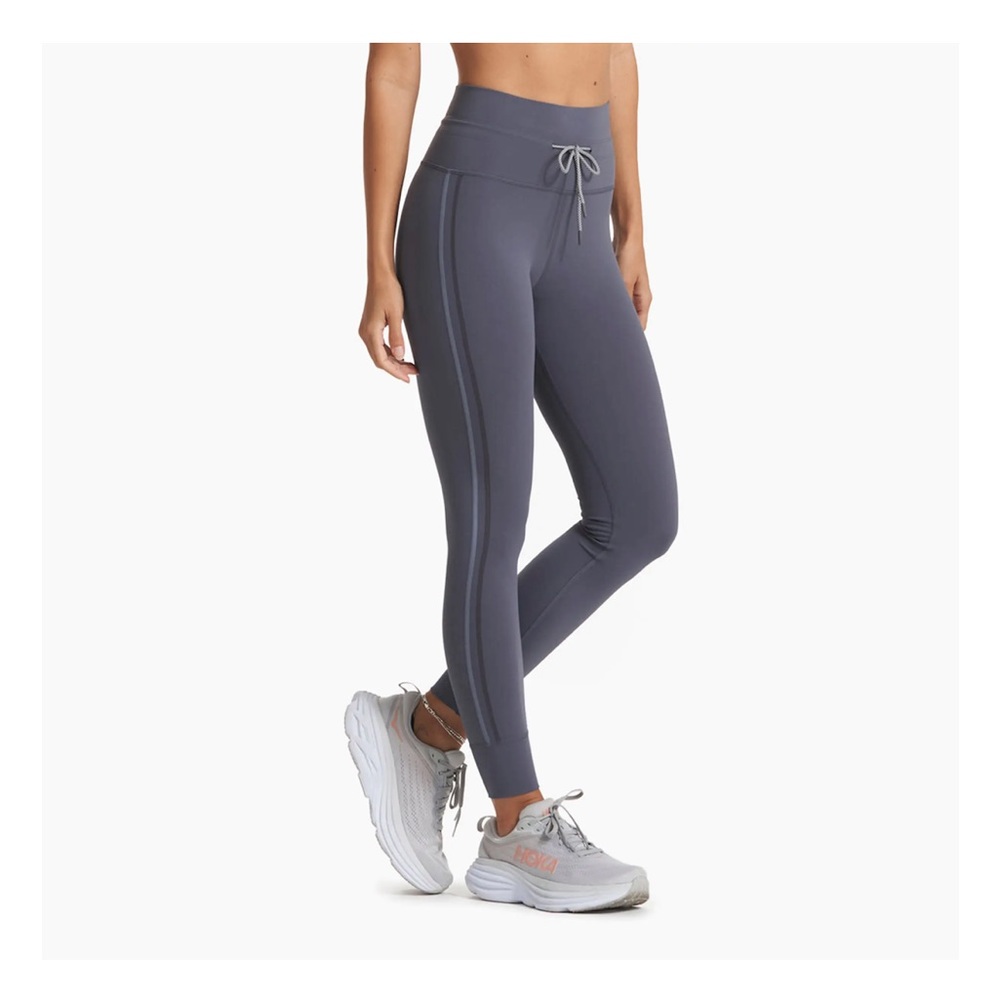 NWT Vuori Daily Sport Legging